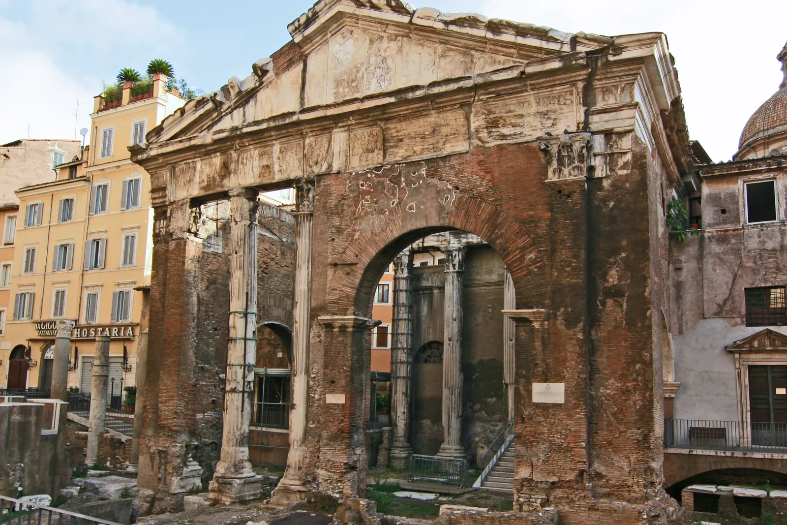 Il Ghetto Ebraico di Roma e il Portico d'Ottavia — cucina giudaico-romanesca