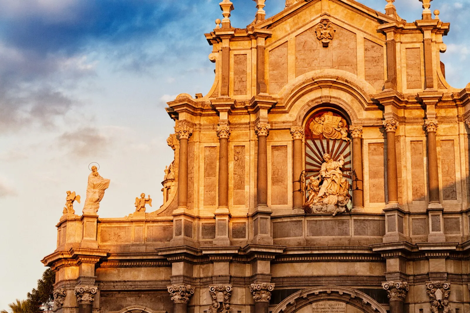 Catania, città barocca ai piedi dell'Etna — destinazione transfer privato dall'aeroporto di Catania (CTA)